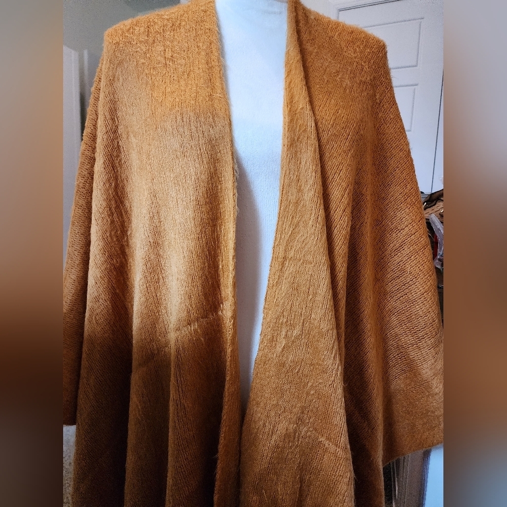 NWT Wrap around Sweater one size fits most burnt orange color
